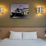Adagio Access Les Docks Aparthotel