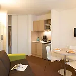 Adagio Access Les Docks Aparthotel Le Havre