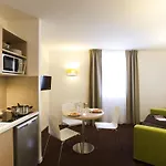 Aparthotel Adagio Access Les Docks 3*