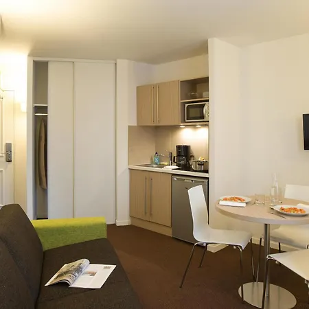 Adagio Access Les Docks Lejlighedshotel 3*