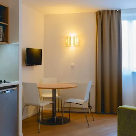 Aparthotel Adagio Access Les Docks Le Havre