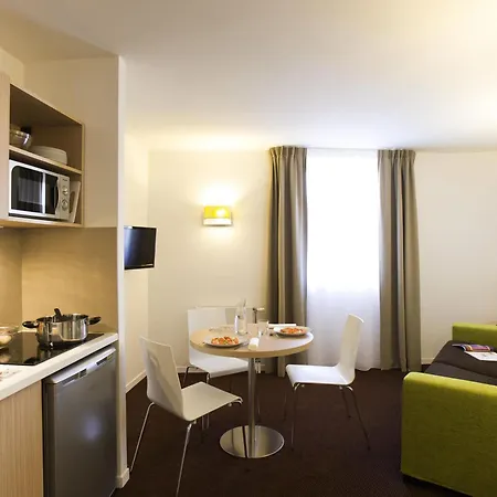 Aparthotel Adagio Access Les Docks 3*
