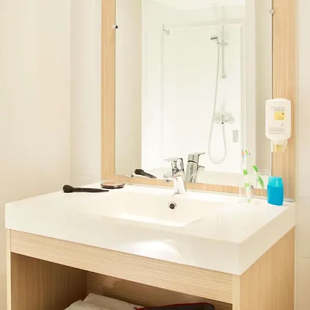 Aparthotel Adagio Access Les Docks 3*
