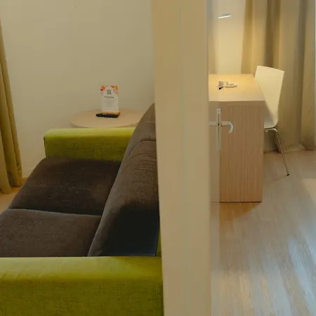 Adagio Access Les Docks Aparthotel