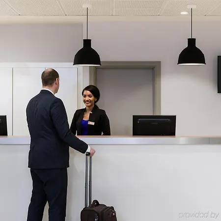 Adagio Access Les Docks Aparthotel