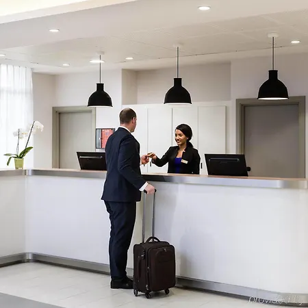 Adagio Access Les Docks Apartahotel El Havre