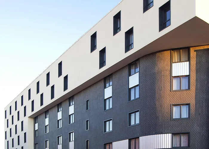 Adagio Access Les Docks Aparthotel Le Havre