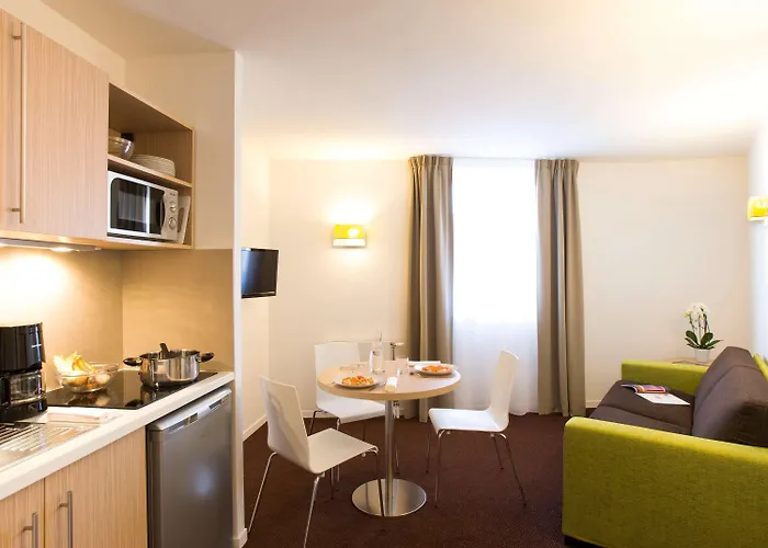 Adagio Access Les Docks 3* Hawr