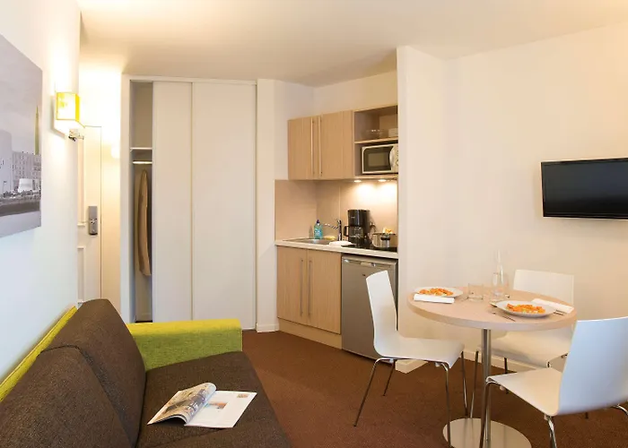 Adagio Access Les Docks Hotel apartamentowy Hawr